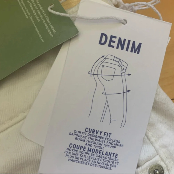 H&M White Denim Jeans Curvy Fit Baggy Low Waist Womens Size 6 New with tag - Picture 5 of 5